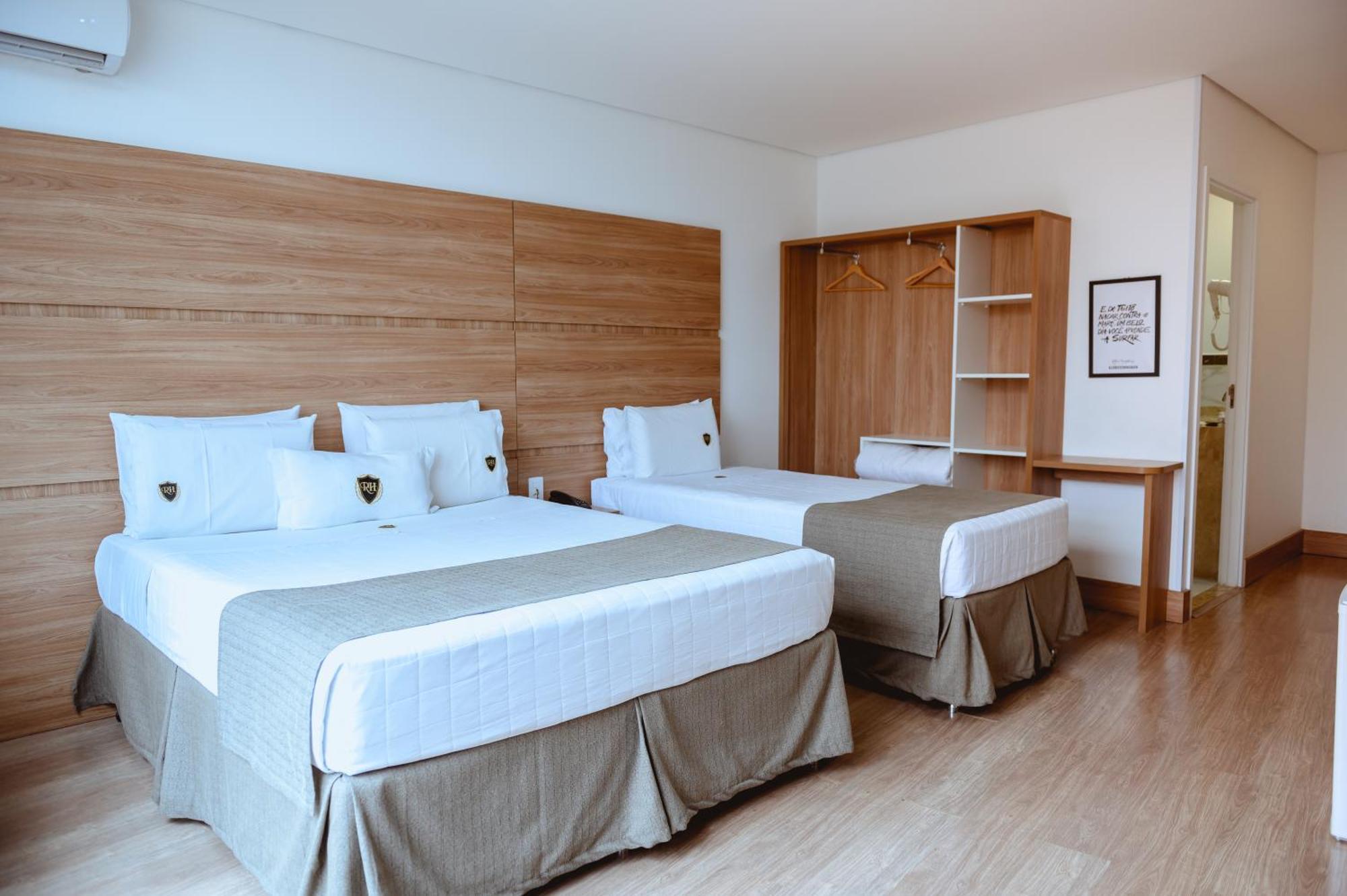 Riellis Center Hotel Ботукату Екстер'єр фото