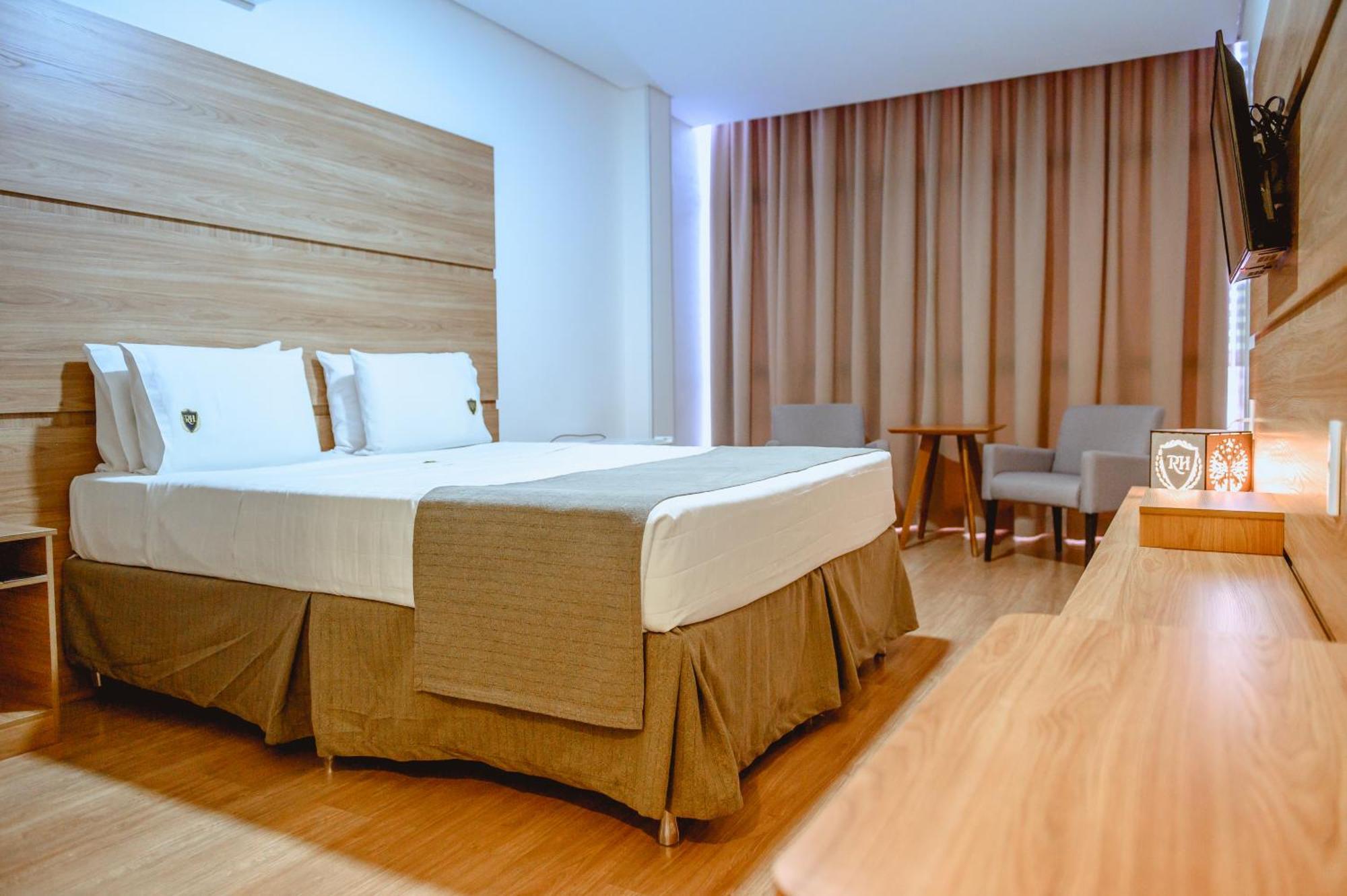 Riellis Center Hotel Ботукату Екстер'єр фото