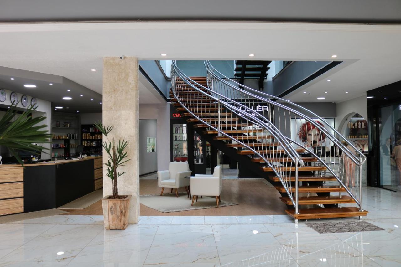 Riellis Center Hotel Ботукату Екстер'єр фото