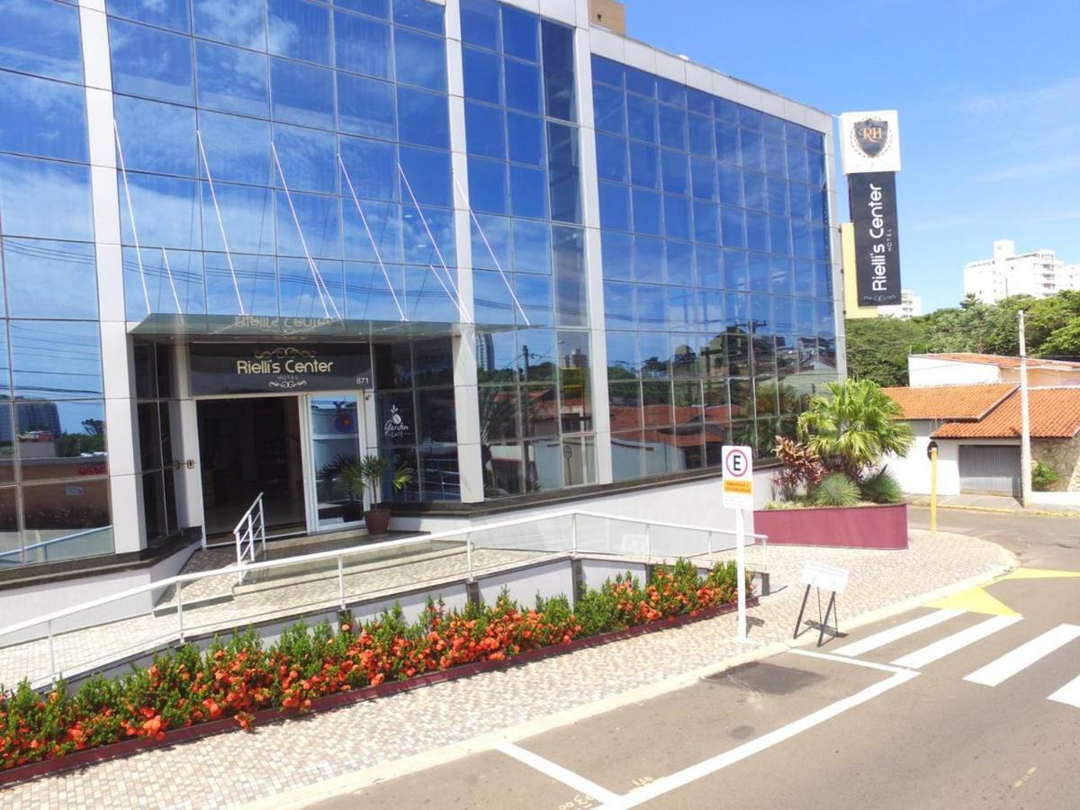 Riellis Center Hotel Ботукату Екстер'єр фото